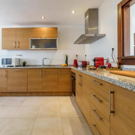 公寓 Beautiful Penthouse With Seaview In Pueblo Monteros 马尔韦利亚
