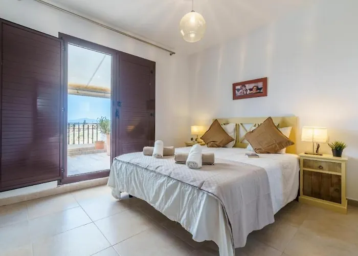 Beautiful Penthouse With Seaview In Pueblo Monteros شقة ماربيا